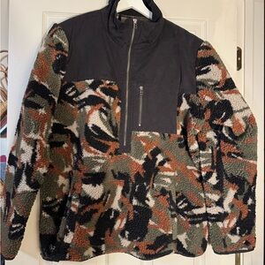 L.L Bean Camo Fleece Pullover